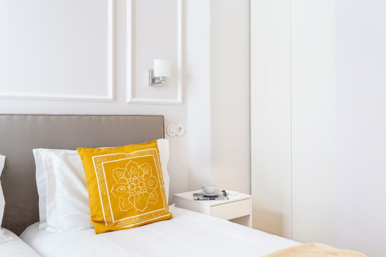 Joivy Wonderful 2Br Flat In The City Centre Lisbon Exterior photo